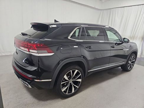 Used 2024 Volkswagen Atlas Cross Sport SEL Premium R-Line image 4