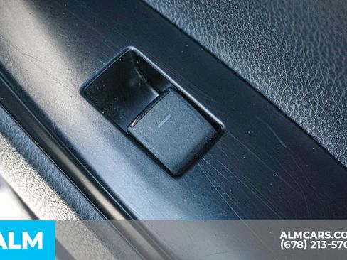 Used 2025 Toyota Camry SE image 54