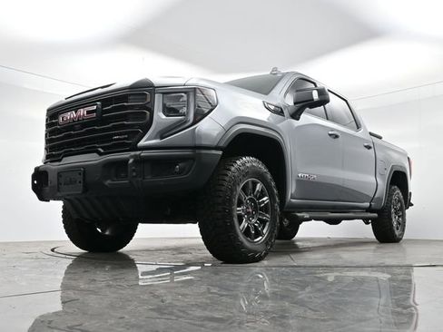Used 2024 GMC Sierra 1500 AT4X image 29