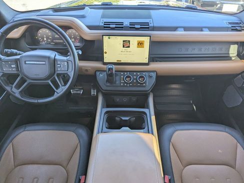 Used 2023 Land Rover Defender 130 X AWD/4WD image 9