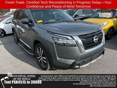 Used 2023 Nissan Pathfinder Platinum