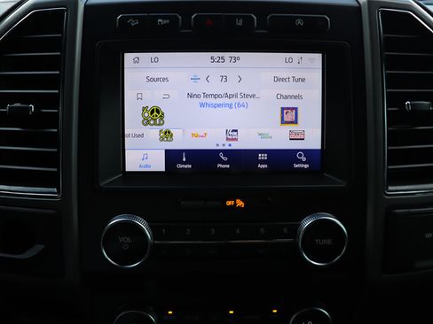 Used 2020 Ford Expedition XLT AWD/4WD image 36