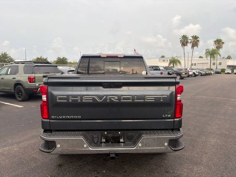 Used 2021 Chevrolet Silverado 1500 LTZ AWD/4WD image 6