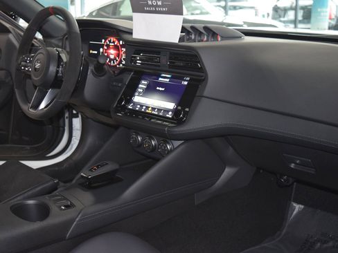 New 2024 Nissan Z NISMO w/ Floor Mat Package image 13