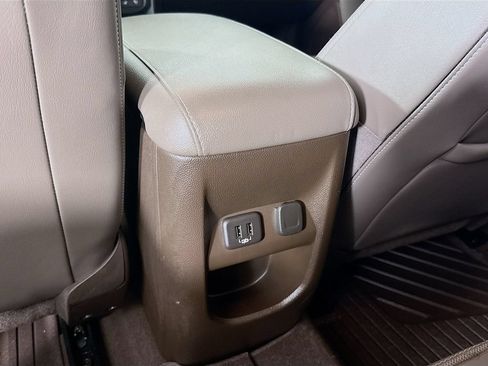 Used 2022 GMC Canyon Denali AWD/4WD image 28