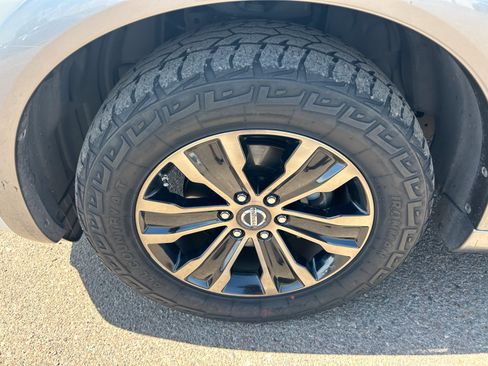 Used 2017 Nissan Armada Platinum RWD image 8