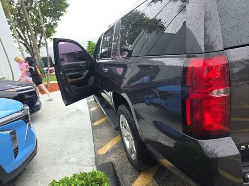 Used 2016 Chevrolet Suburban LTZ AWD/4WD image 5