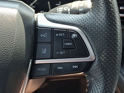 Used 2022 Toyota Sienna XLE Woodland Edition w/ Protection Package (TMS) AWD/4WD image 24