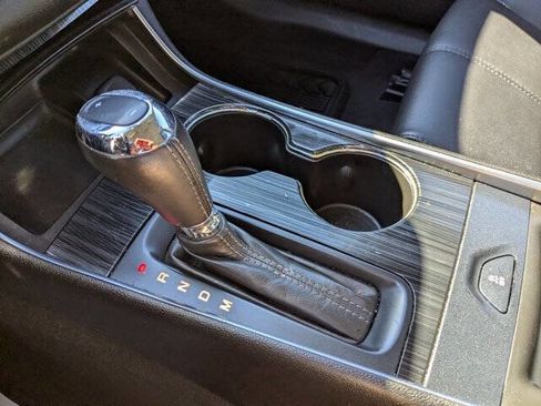 Used 2017 Chevrolet Impala LT image 24