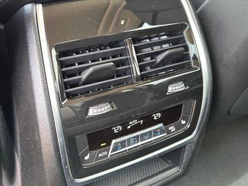 Used 2026 BMW X7 xDrive40i AWD/4WD image 19