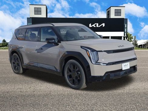 New 2026 Kia EV9 Land image 2