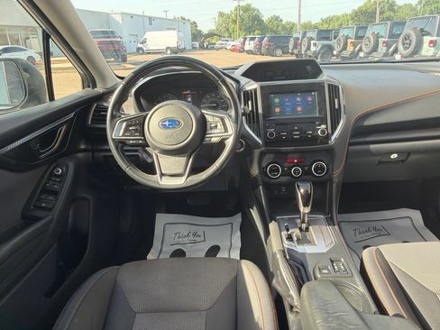 Used 2021 Subaru Crosstrek 2.0i Premium w/ Moonroof Package AWD/4WD image 17