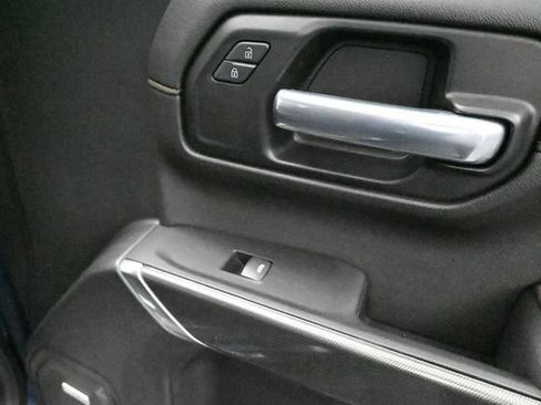 Used 2020 GMC Sierra 1500 AT4 w/ AT4 Premium Package AWD/4WD image 28