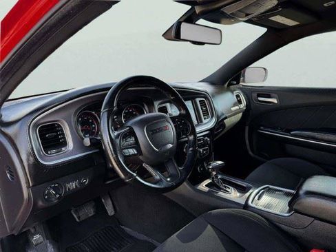 Used 2019 Dodge Charger GT RWD image 19