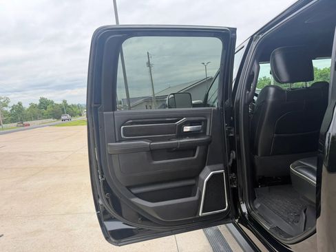 Used 2021 RAM 2500 Laramie AWD/4WD image 35