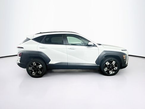Used 2024 Hyundai Kona SEL AWD/4WD image 10