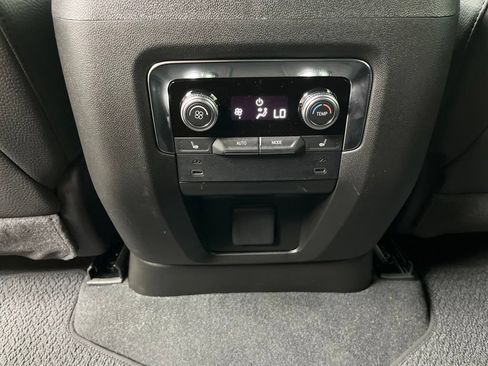 New 2026 GMC Yukon Denali w/ Sun & Power Step Package AWD/4WD image 24