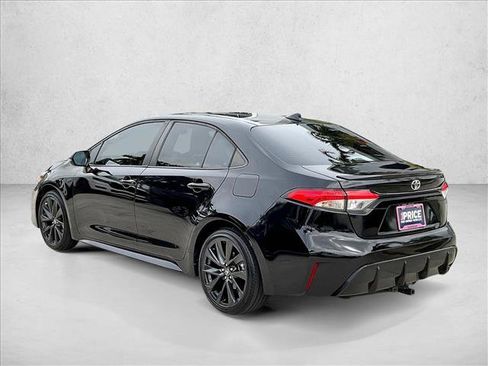 Used 2023 Toyota Corolla SE FWD image 13