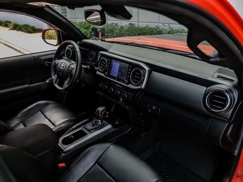 Used 2023 Toyota Tacoma TRD Pro AWD/4WD image 46