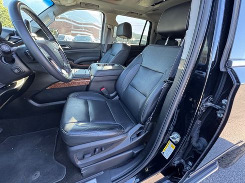 Used 2017 Chevrolet Tahoe Premier AWD/4WD image 16