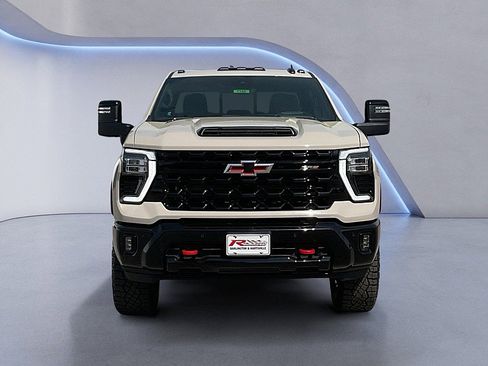 New 2026 Chevrolet Silverado 2500 ZR2 AWD/4WD image 8