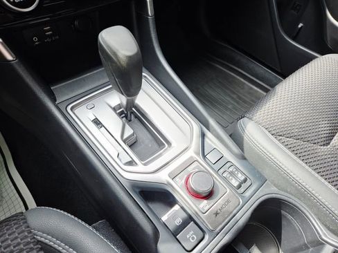 Used 2020 Subaru Forester Premium image 14