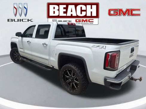 Used 2018 GMC Sierra 1500 SLT AWD/4WD image 3
