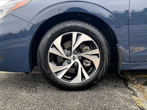 Used 2025 Subaru Legacy Premium image 9