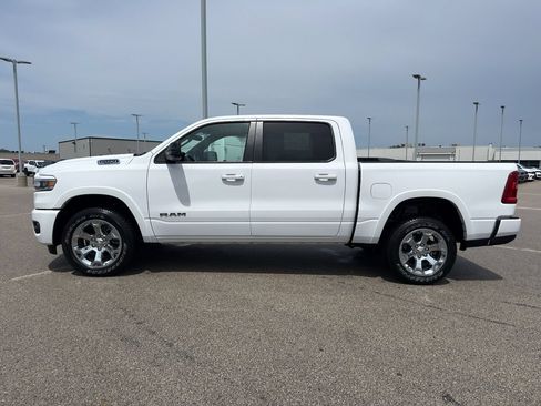 Used 2025 RAM 1500 Big Horn AWD/4WD image 6