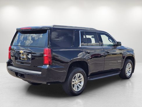 Used 2018 Chevrolet Tahoe LS RWD image 5