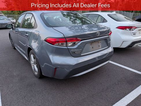 Used 2021 Toyota Corolla LE FWD image 5