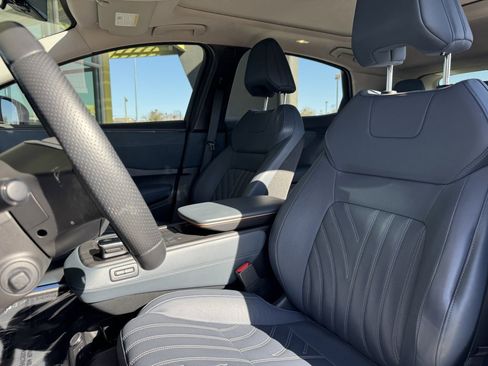 Used 2023 Nissan Ariya image 37