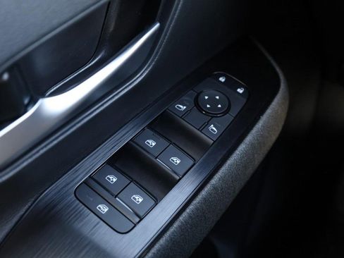 New 2026 Nissan Kicks SV w/ Cold Weather Package image 18