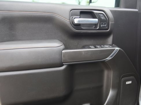 Used 2022 GMC Sierra 1500 AT4 w/ AT4 Preferred Package AWD/4WD image 10