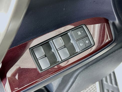 Used 2017 Lexus GX 460 Premium w/ Premium Package image 15