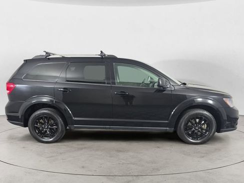 Used 2019 Dodge Journey SE w/ Premium Group image 6