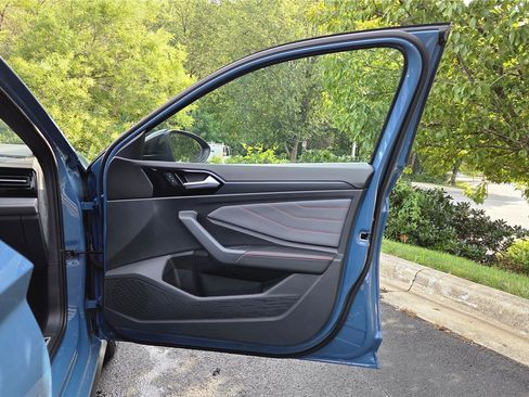 New 2026 Volkswagen Jetta GLI Autobahn FWD image 28