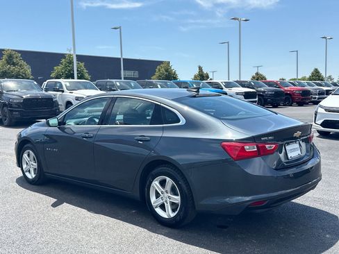 Used 2021 Chevrolet Malibu LS w/ Driver Confidence Package FWD image 5