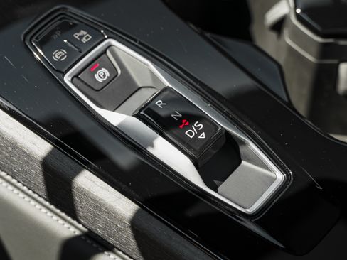 Certified 2025 Audi A5 2.0T Prestige AWD/4WD image 9