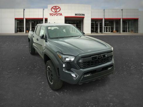 New 2026 Toyota Tacoma TRD Off-Road AWD/4WD image 4