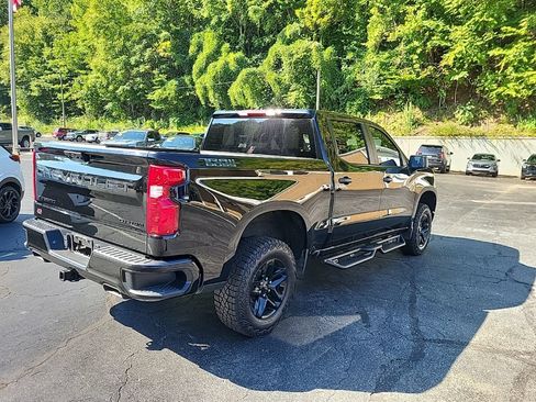 Certified 2025 Chevrolet Silverado 1500 Custom Trail Boss w/ Midnight Edition AWD/4WD image 8