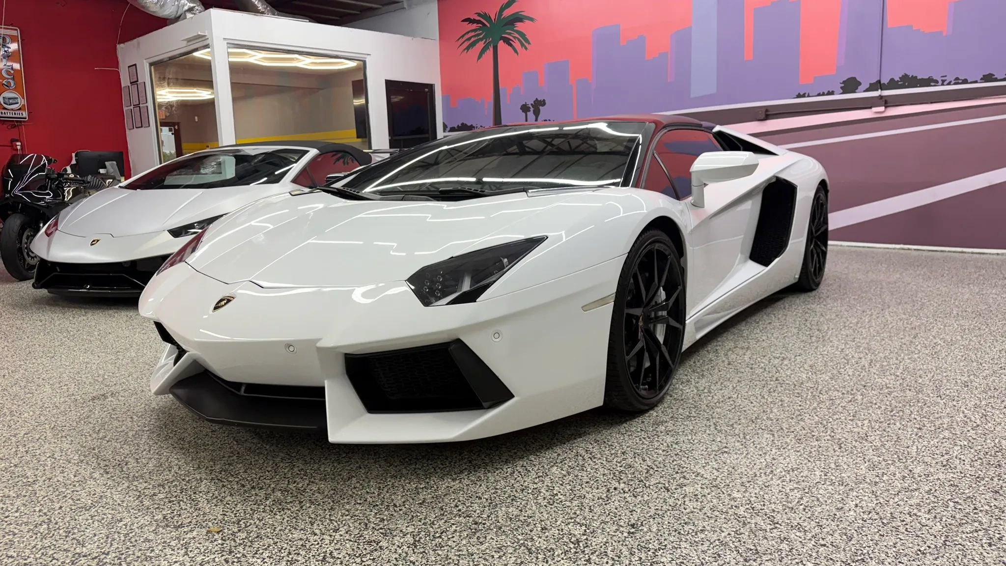 Used 2015 Lamborghini Aventador LP 700-4 AWD/4WD image 4