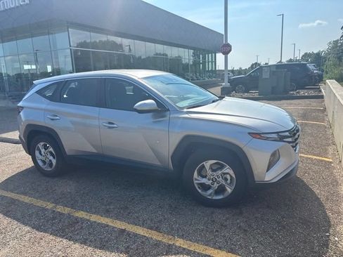 Used 2023 Hyundai Tucson SE FWD image 4
