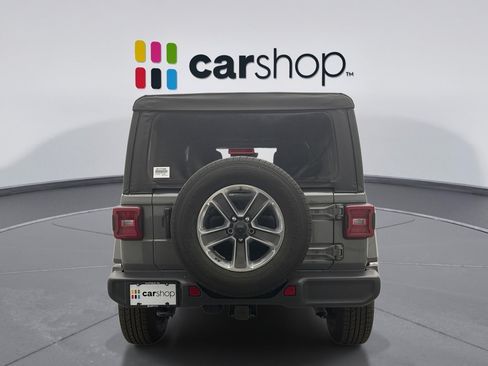 Used 2023 Jeep Wrangler Unlimited Sahara w/ LED Lighting Group AWD/4WD image 4