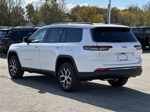 New 2025 Jeep Grand Cherokee L Limited image 4