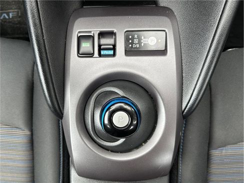 Used 2024 Nissan Leaf S FWD image 24