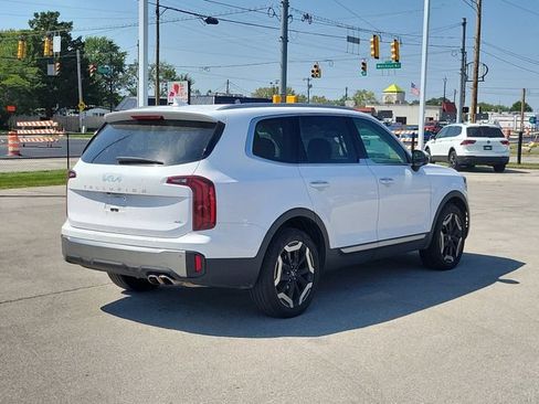Used 2025 Kia Telluride S AWD/4WD image 6