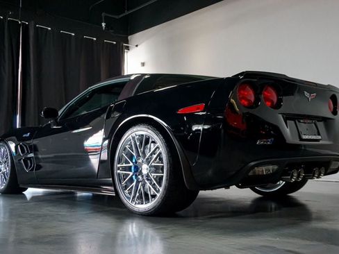 Used 2010 Chevrolet Corvette ZR1 w/ Preferred Equipment Group RWD image 32