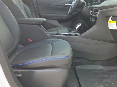 New 2026 Buick Encore GX Sport Touring image 13