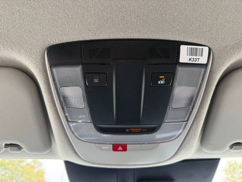 Used 2024 Kia Niro EX FWD image 41